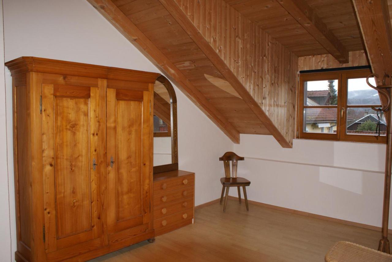 Rustikale Und Grosszuegige Ferienwohnung Kasperske Hory Exterior foto